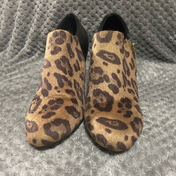 Leopard print booties - Picture 1 of 5
